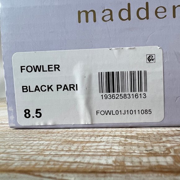 NIB!! Madden Girl Fowler Paris Black Platform Sandals - Picture 11 of 12